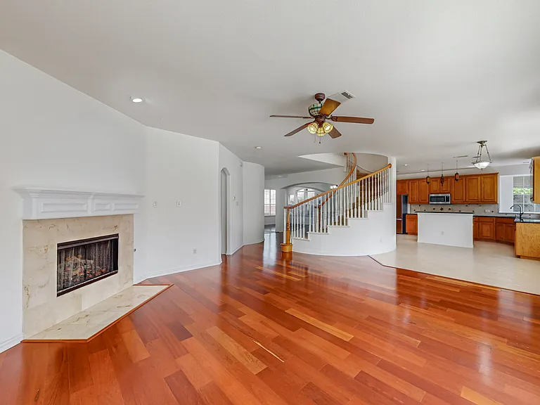 8609A Rugby Dr — Photo 8