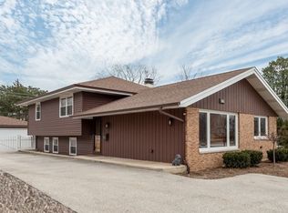 4117 Main St, Downers Grove, IL 60515