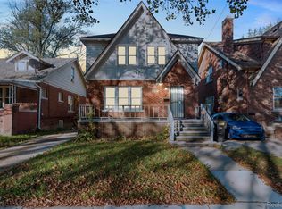 9137 Meyers Rd, Detroit, MI 48228