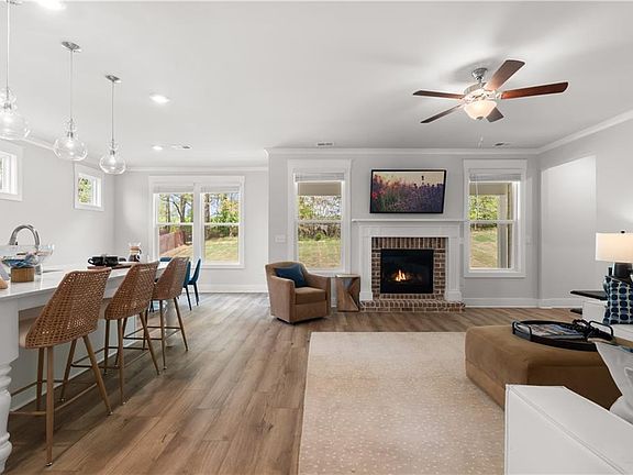 7th image of this home