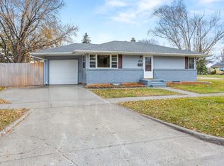 1305 12th Ave N, Moorhead, MN 56560