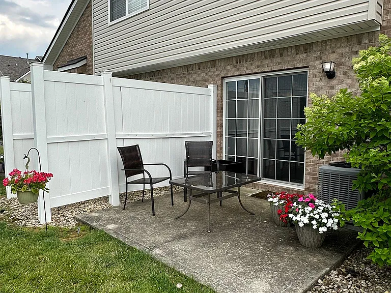 8015 Seabrook Dr — Photo 6