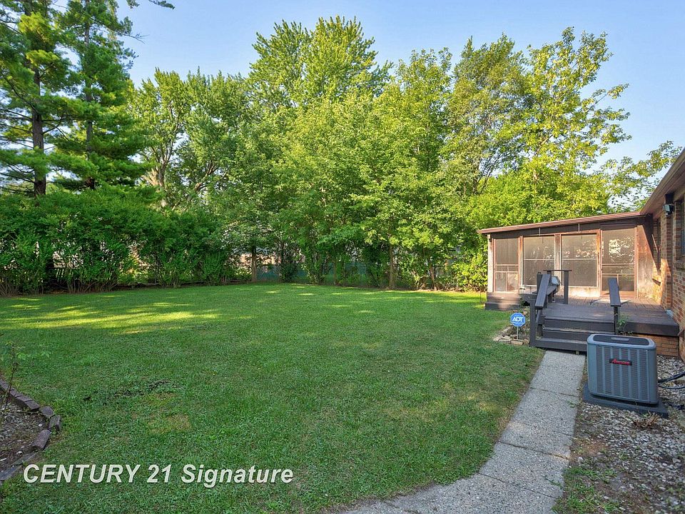 37th image of 1525 Beech St
