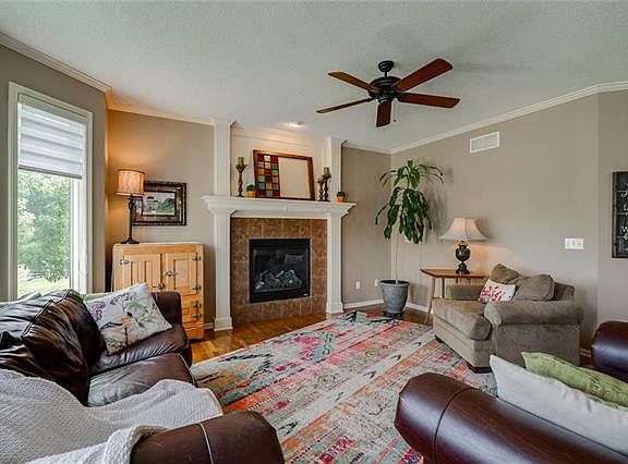 5th image of 22104 W 59th St