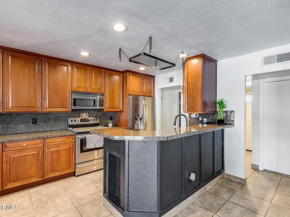 5943 W MONTE CRISTO Avenue, Glendale, AZ 85306
