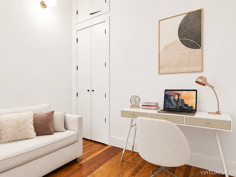 180 Bainbridge St #302 — Photo 4