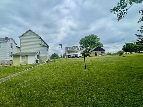 2nd image of 1114 Labelle Rd