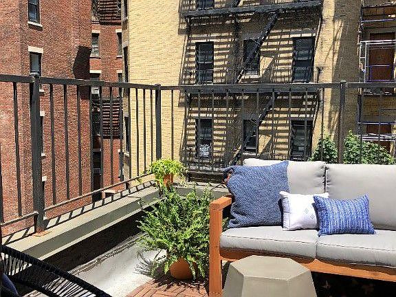 2nd image of 349 W 71st St APT 4