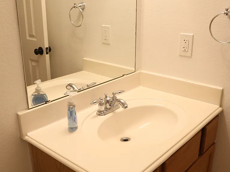 1235 Cardinal Way — Photo 10