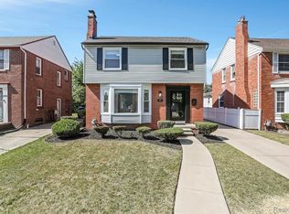 8097 Meyers Rd, Detroit, MI 48228