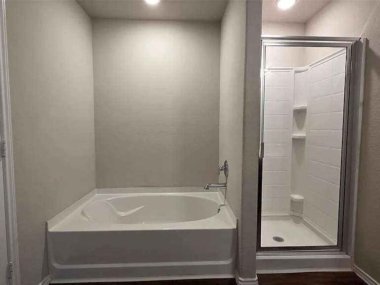 14097 Lake Crescent Dr — Photo 12