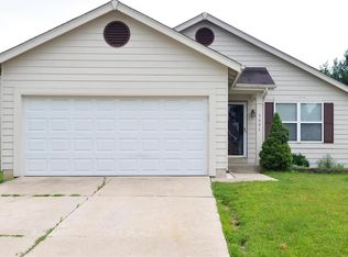 5007 Brittany Downs Dr, Saint Charles, MO