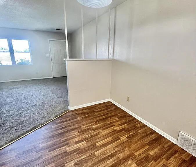 109 N West Ln — Photo 9