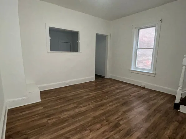77 Race St, Trenton, NJ 08638