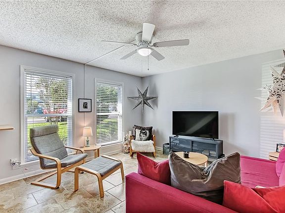 5th image of 631 Tarpon Ave APT 6333