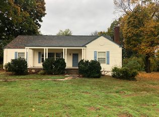 1739 Old Niles Ferry Rd, Maryville, TN 37803