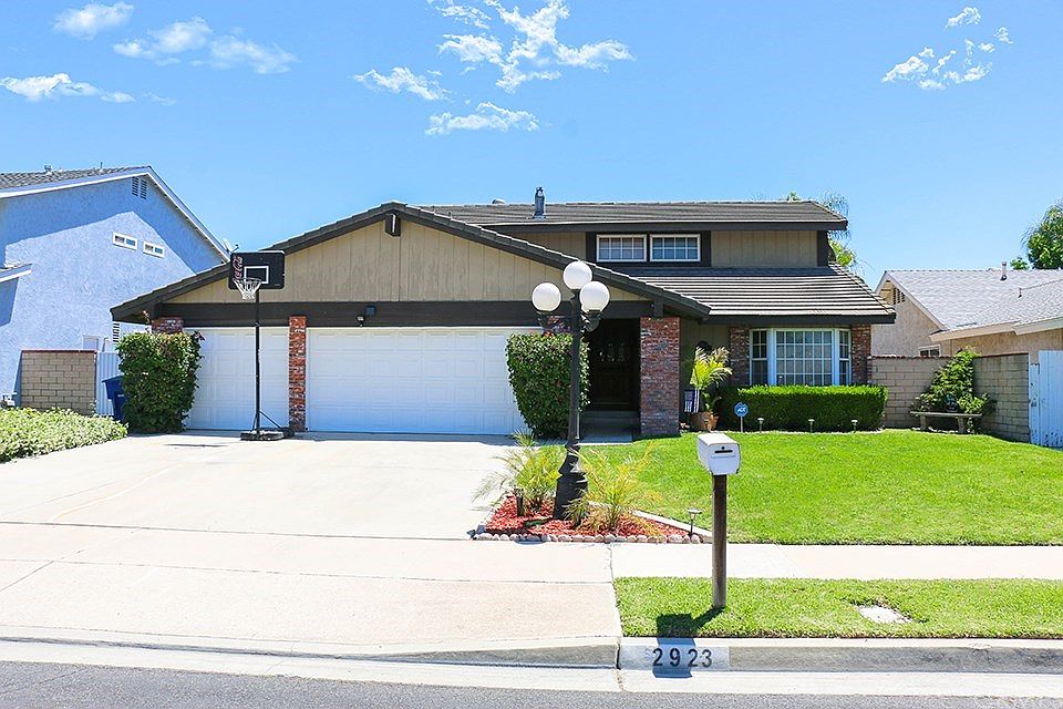 1st image of 2923 S Mildred Pl