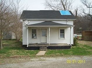 60 Collins Dr, Ashville, OH 43103