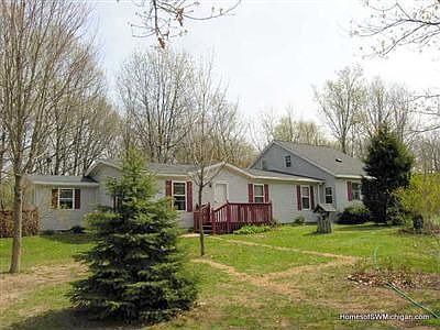 Home for Sale in Lawton, MI $85,000