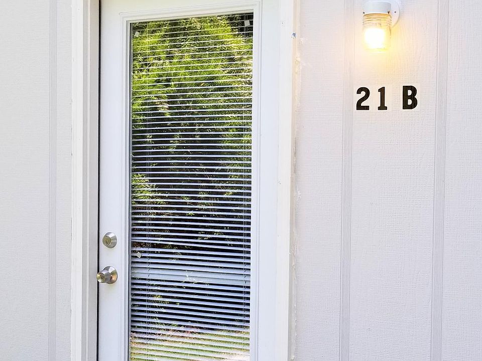 Private entrance.
