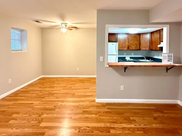 429 Kenyon St NW APT T2, Washington, DC 20010
