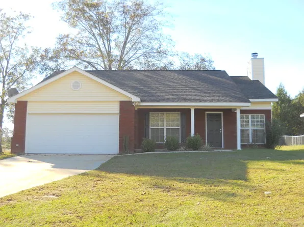 491 N Broad St, Cowarts, AL 36321