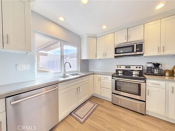 3rd image of 4646 Minorca Way