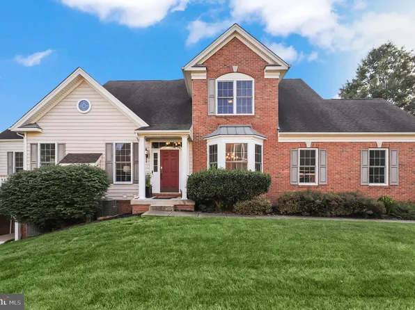 5657 Solheim Cup Dr, Haymarket, VA 20169