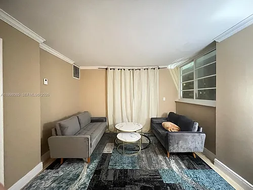 1750 James Ave #5G Photo 1