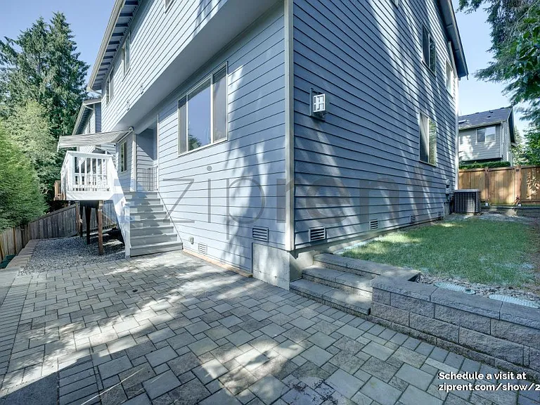 7607 NE 143rd Ct — Photo 29