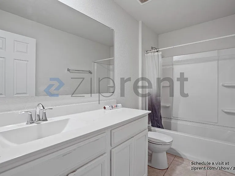 10355 McQueeney — Photo 17