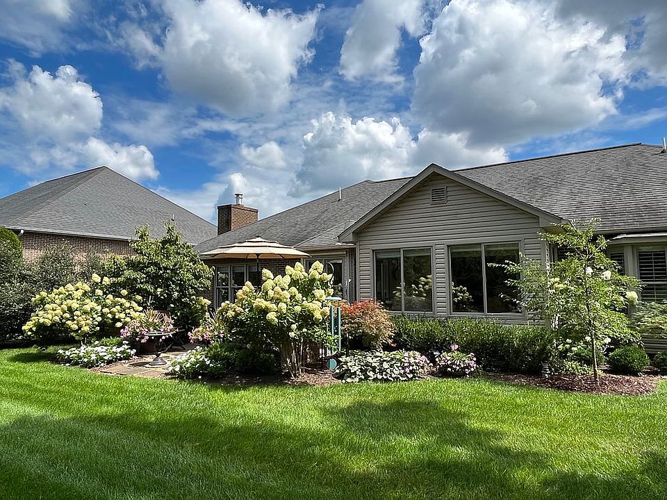2nd image of 818 Mahone Dr
