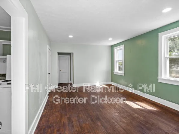212 1/2 W End Ave #B, Dickson, TN 37055
