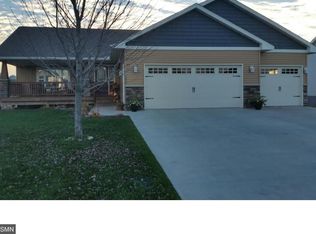 1634 Possum Way, New Richmond, WI 54017