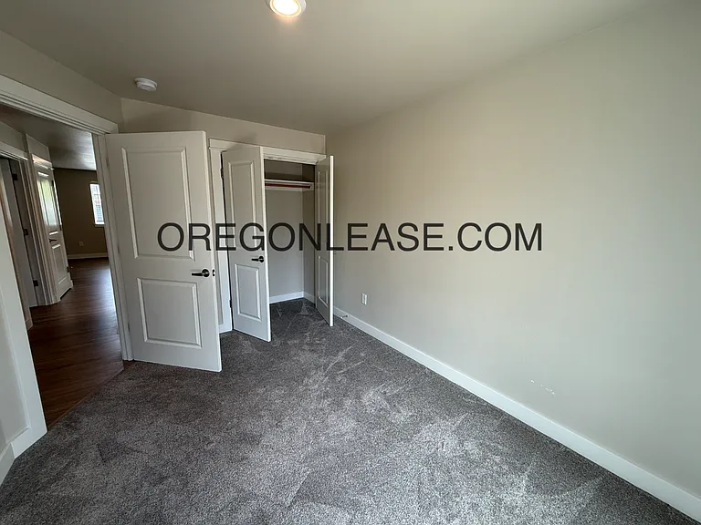 4040 Horace St #4 — Photo 14