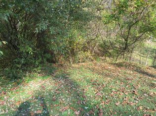 Terry Dr, Richlands, VA 24641