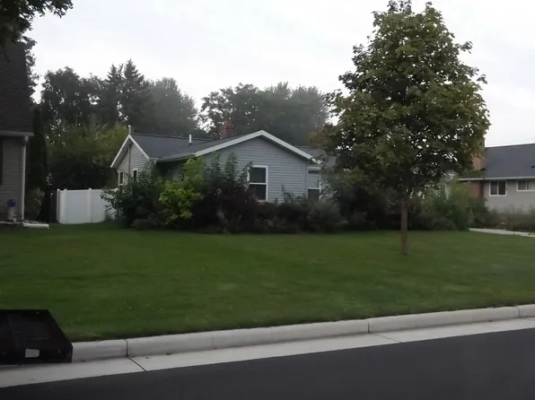 106 Ellickson St, Arlington, WI 53911