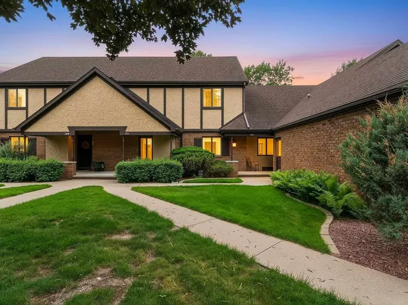 151 Harrys Gtwy, Appleton, WI 54914