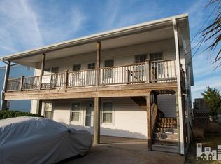 14 W Salisbury St, Wrightsville Beach, NC 28480