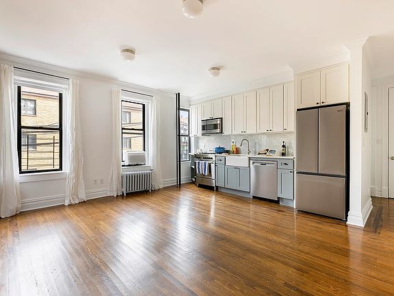 4th image of 42-22 Ketcham St #B8b9