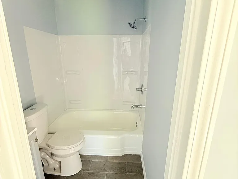 1624 Graves St — Photo 22