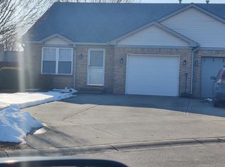 112 Grassyway Ct, Whiteland, IN 46184