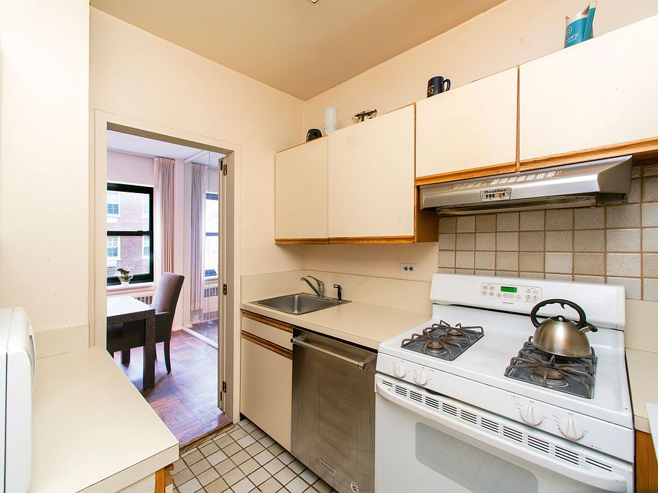 1st image of 20 Sutton Pl S APT 14D