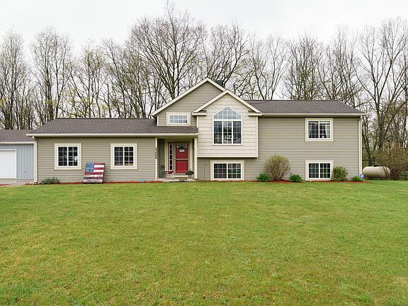 2nd image of 25000 Chaty Ln