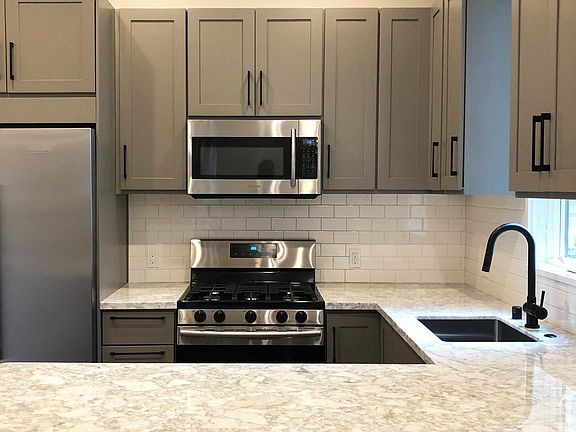 2nd image of 991 Greenwich St #991