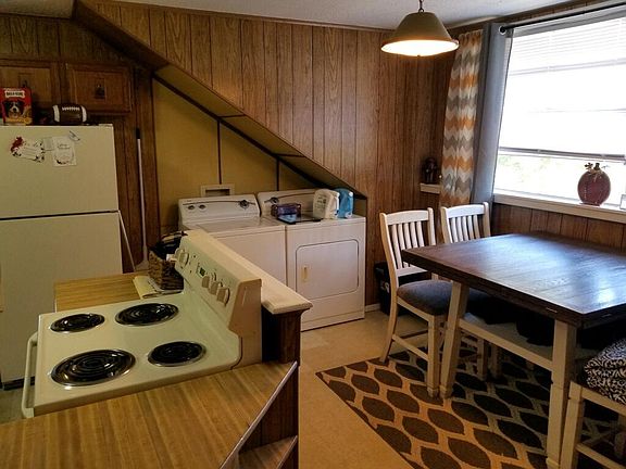 5th image of 301 S Henderson St Unit 4