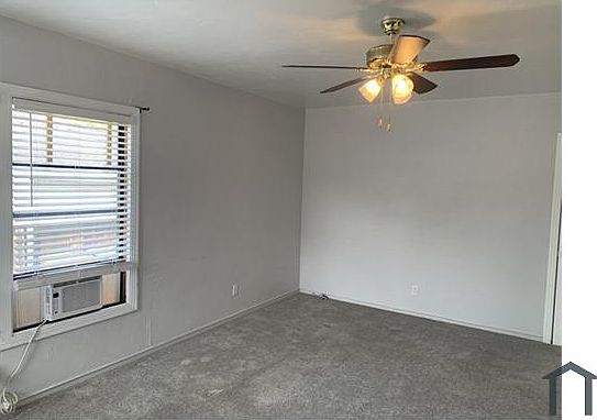 3rd image of 265 Ramona St