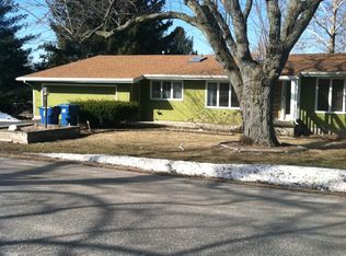 406 N Grove St, Colfax, IL 61728