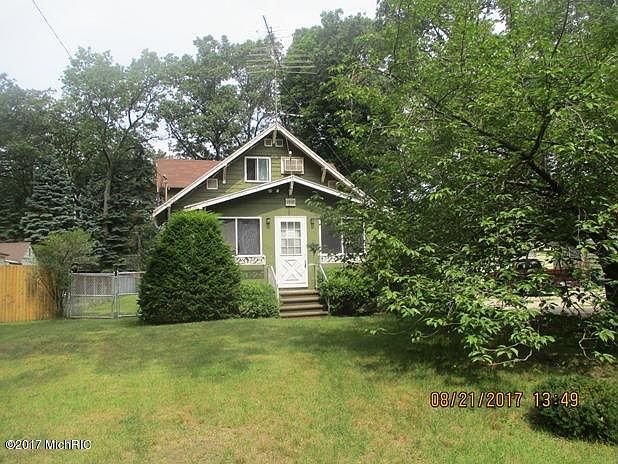 1st image of 1518 Francis Ave
