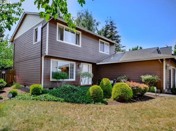 2422 SW 23rd St, Troutdale, OR 97060